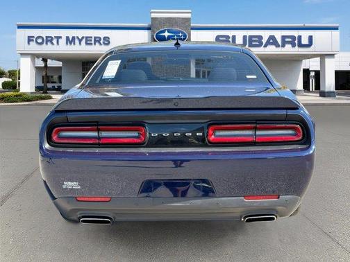 2016 Dodge Challenger SXT