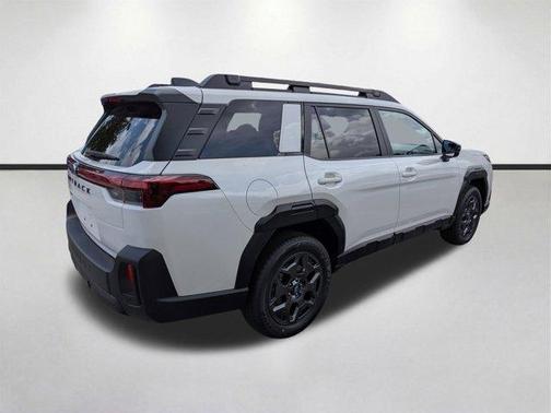 Crystal White Pearl 2026 Subaru Outback Premium