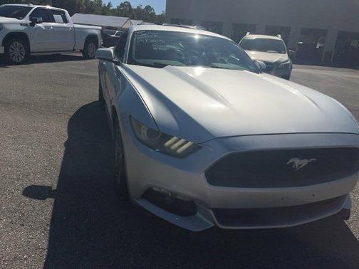 2016 Ford Mustang V6