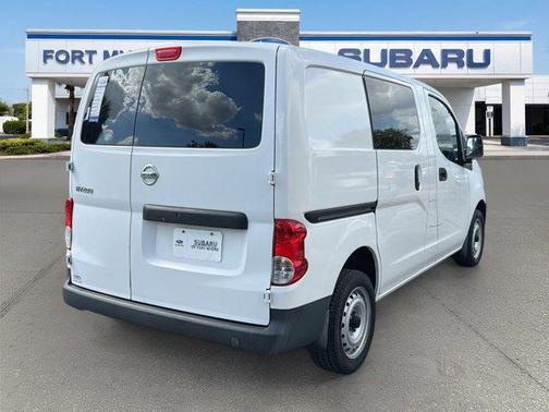 2015 Nissan NV200 S