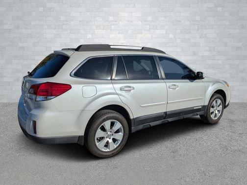2012 Subaru Outback 2.5i Premium