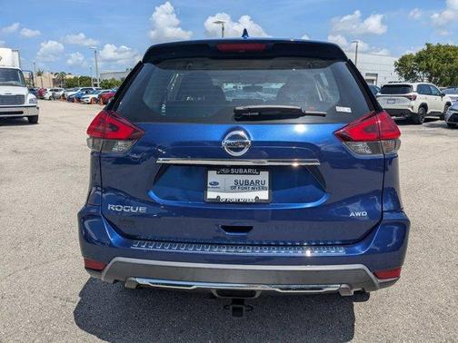 2017 Nissan Rogue S