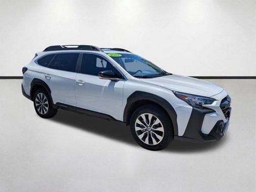 Crystal White Pearl 2024 Subaru Outback Limited