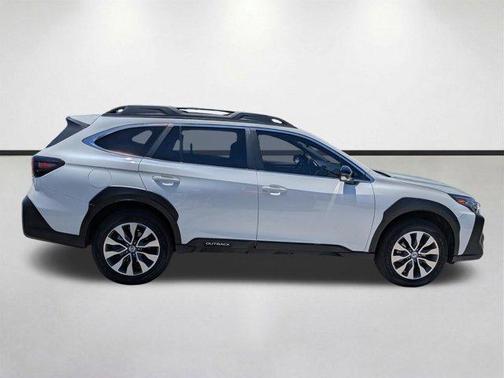 Crystal White Pearl 2024 Subaru Outback Limited