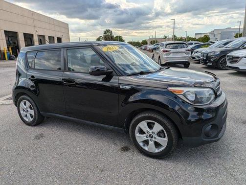 2017 Kia Soul Base