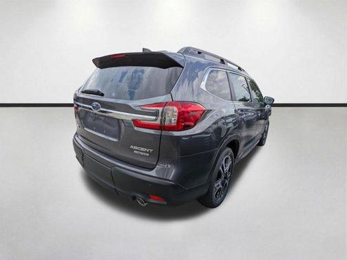 Magnetite Gray Metallic 2026 Subaru Ascent Limited