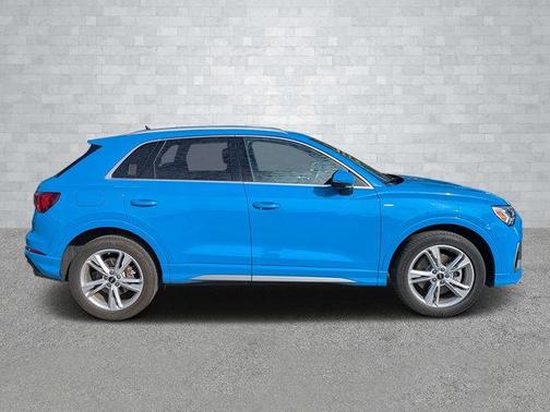 2022 Audi Q3 45 S line Premium Plus