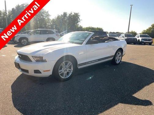 2010 Ford Mustang V6