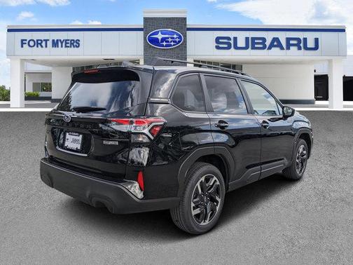 2025 Subaru Forester Hybrid Premium