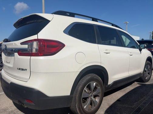 2023 Subaru Ascent Premium 8-Passenger