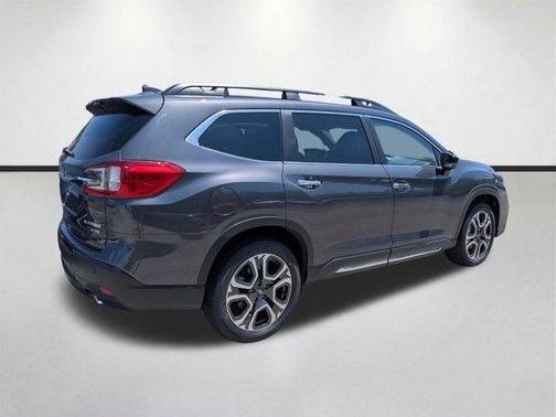 Magnetite Gray Metallic 2026 Subaru Ascent Touring