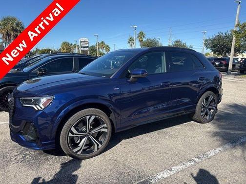 2024 Audi Q3 45 S line Premium