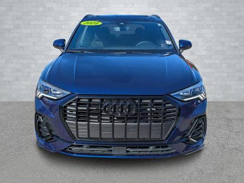 2024 Audi Q3 45 S line Premium