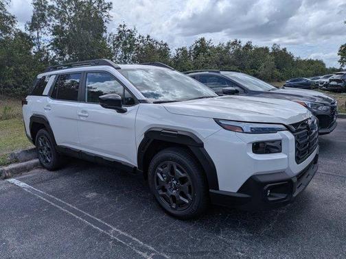 Crystal White Pearl 2026 Subaru Outback Premium