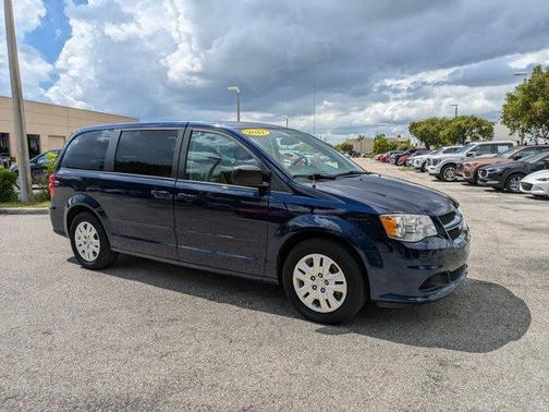 2017 Dodge Grand Caravan SE