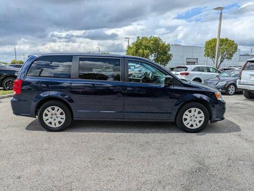 2017 Dodge Grand Caravan SE