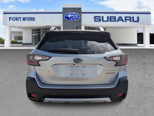 2025 Subaru Outback Touring XT