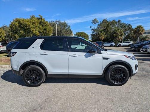 2019 Land Rover Discovery Sport SE