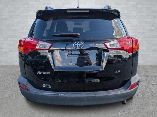 2014 Toyota RAV4 LE