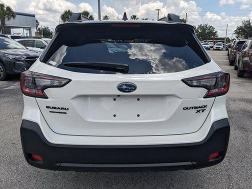 2025 Subaru Outback Onyx Edition XT