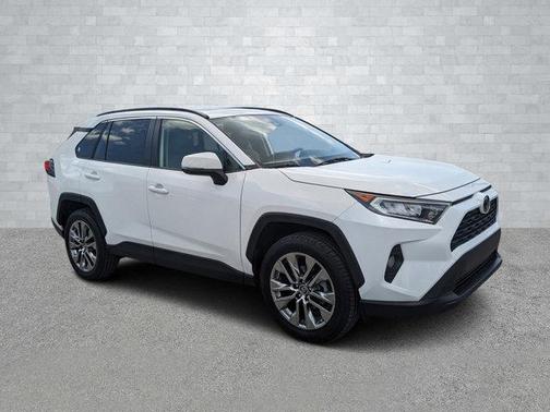 2019 Toyota RAV4 XLE Premium