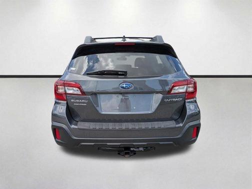 Magnetite Gray Metallic 2019 Subaru Outback 2.5i Premium