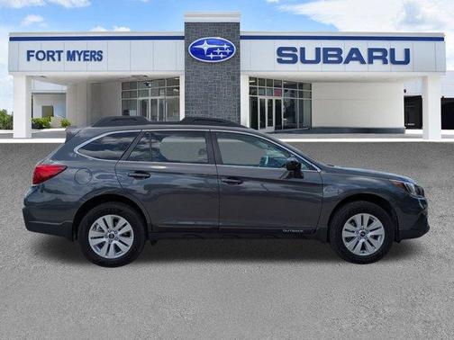 Magnetite Gray Metallic 2019 Subaru Outback 2.5i Premium