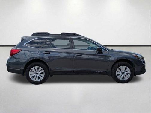 Magnetite Gray Metallic 2019 Subaru Outback 2.5i Premium