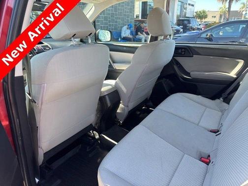 2016 Subaru Forester 2.5i