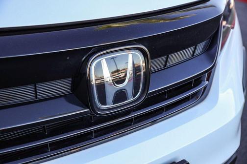 2022 Honda Pilot 2WD Sport