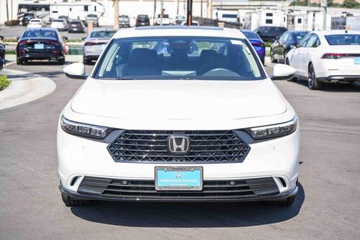 Platinum White Pearl 2026 Honda Accord Hybrid EX-L