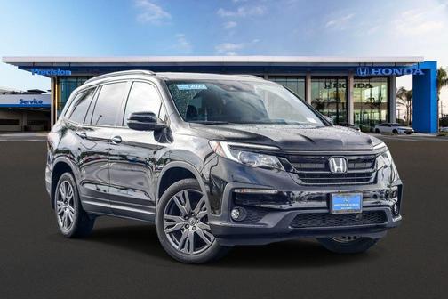 Crystal Black Pearl 2022 Honda Pilot AWD Sport
