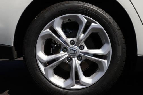 White 2025 Honda Accord LX 1.5T