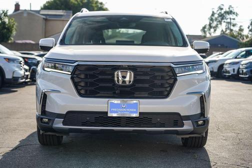 2025 Honda Pilot Elite