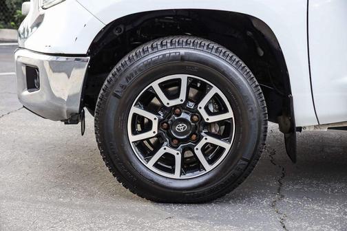 2015 Toyota Tundra SR5