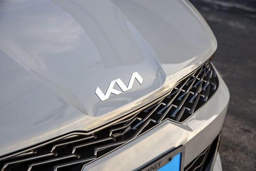 2024 Kia K5 GT-Line