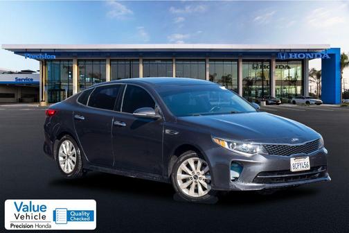 2018 Kia Optima S
