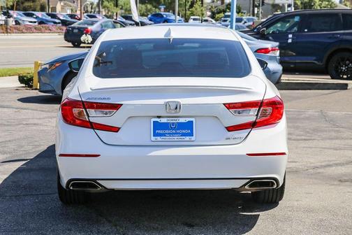 Platinum White Pearl 2019 Honda Accord Sport