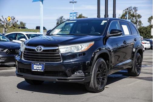 2016 Toyota Highlander LE