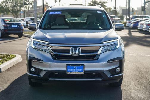 2022 Honda Pilot Touring 8-Passenger