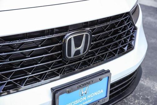 Platinum White Pearl 2023 Honda Accord LX 1.5T