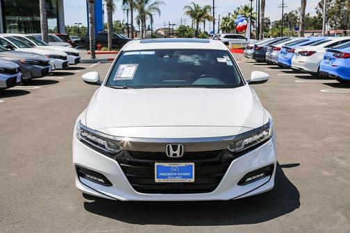 Platinum White Pearl 2019 Honda Accord Sport 2.0T