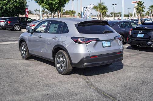 Solar Silver Metallic 2027 Honda HR-V LX