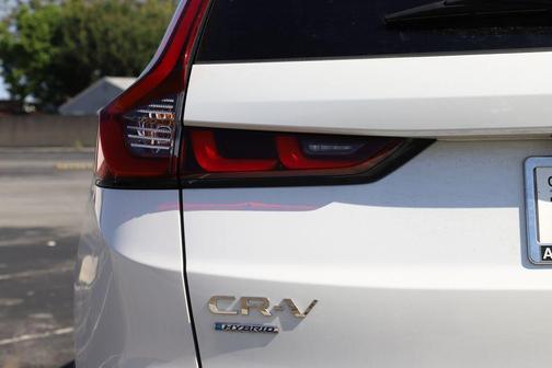 Platinum White Pearl 2024 Honda CR-V Hybrid Sport FWD