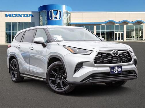 2022 Toyota Highlander L
