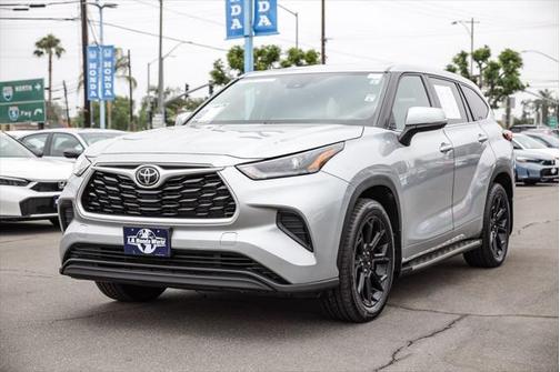 2022 Toyota Highlander L