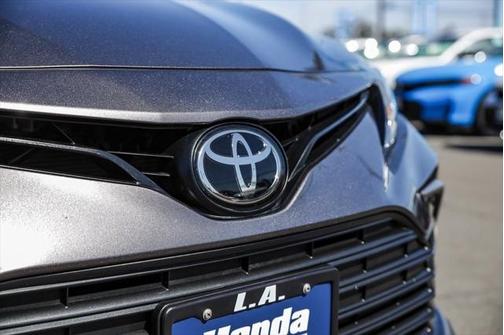 2022 Toyota Camry LE