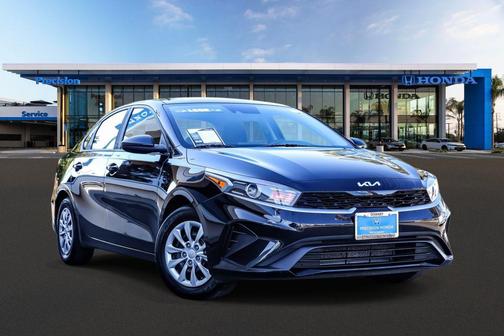 2023 Kia Forte LX