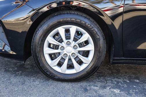 2023 Kia Forte LX
