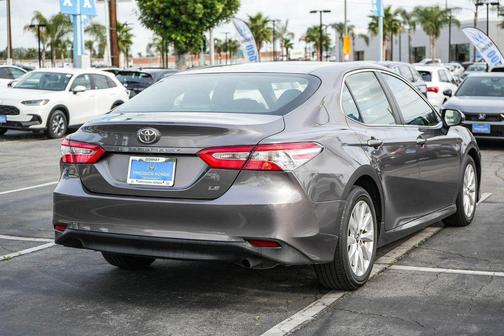 2018 Toyota Camry LE